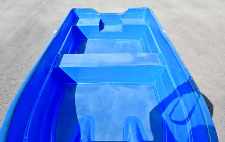 Стеклопластиковая лодка Neman-340 (тримаран) в Камышине