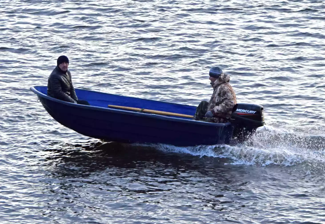 Стеклопластиковая лодка Neman-340 (тримаран) в Камышине