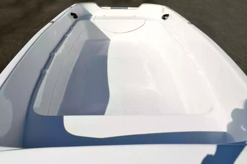 Стеклопластиковая лодка Пингвин (тримаран) в Камышине