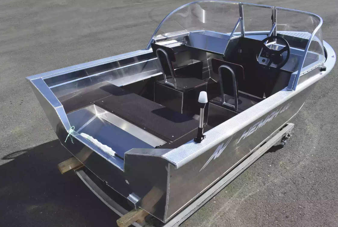 Алюминиевая лодка  Неман-400 DCM в Камышине