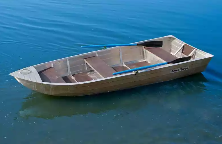 Алюминиевая лодка Вятка-Профи 37 в Камышине
