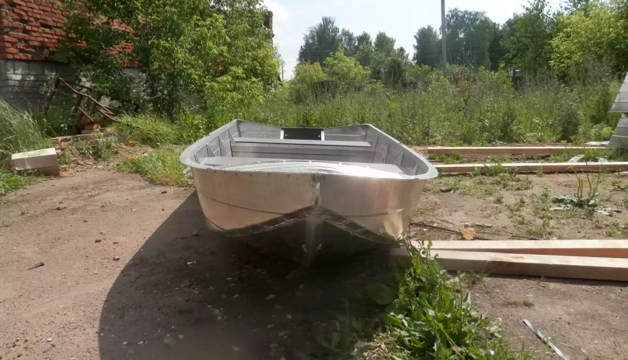 Алюминиевая лодка Вятка-Профи 32 в Камышине