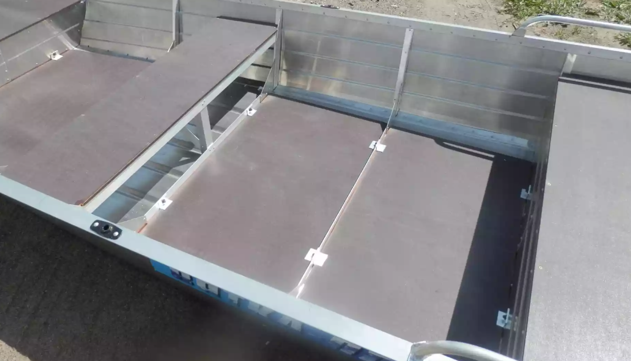 Алюминиевая лодка Вятка-Профи 32 в Камышине