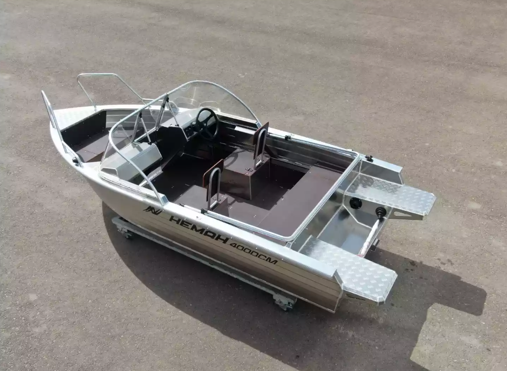 Алюминиевая лодка  Неман-400 DCM NEW в Камышине