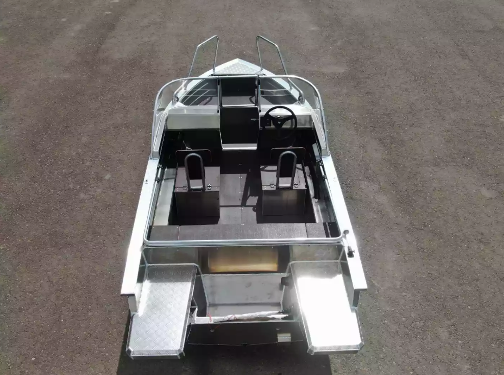 Алюминиевая лодка  Неман-400 DCM NEW в Камышине