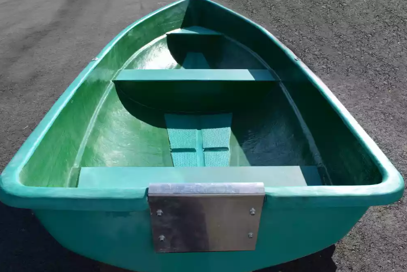 Стеклопластиковая Лодка Голавль в Камышине