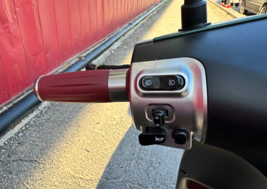 Скутер PROMAX Miami 240 (49) в Камышине