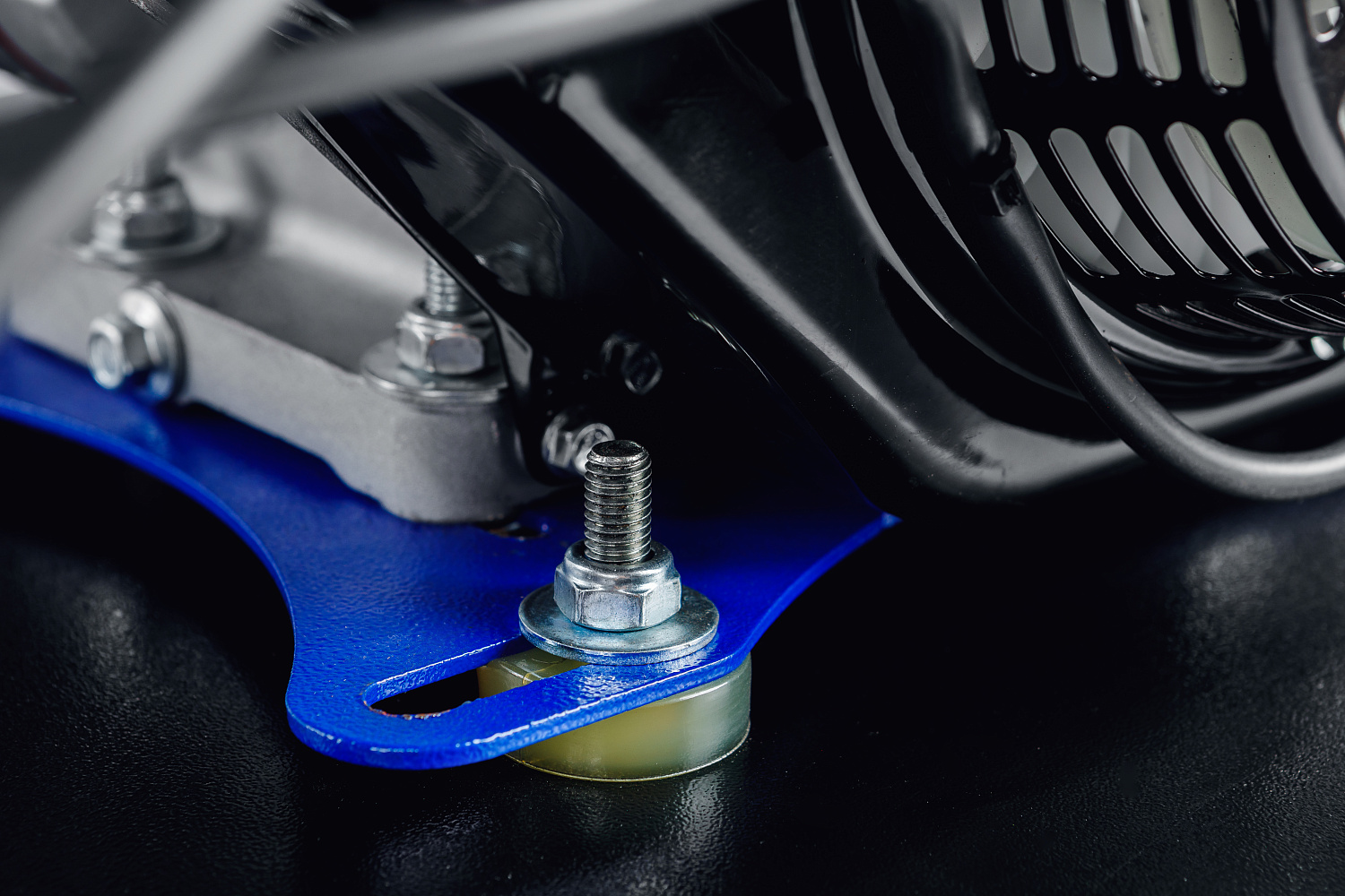 МОТОБУКСИРОВЩИК IKUDZO LONG 2.0 1700/500 EKR15 в Камышине