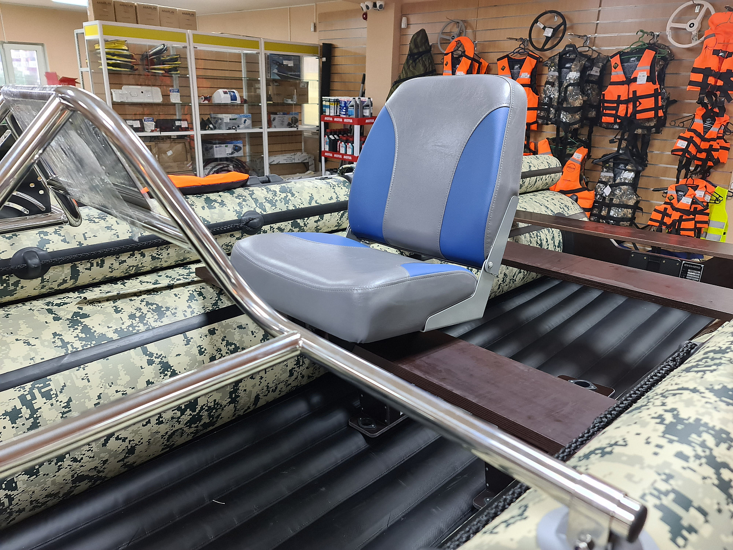 КРЕСЛО МЯГКОЕ РАСКЛАДНОЕ С ПОВОРОТНЫМ МЕХАНИЗМОМ ДЛЯ ЛОДОК в Камышине