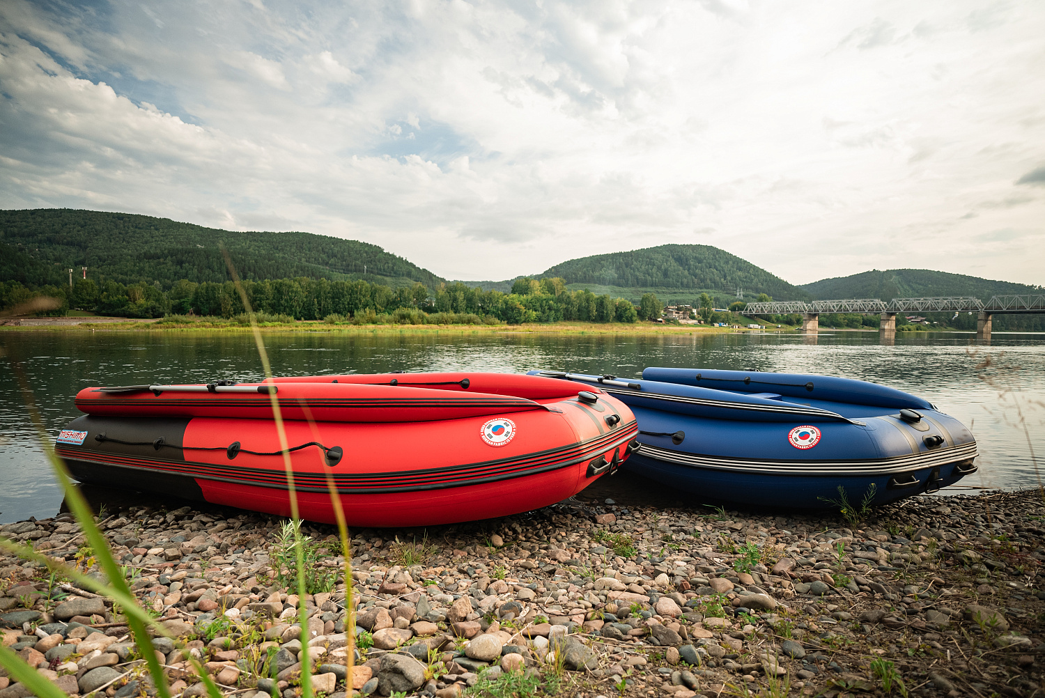 Лодка MISHIMO RIVER FJET PRO 400 под водомет в Камышине