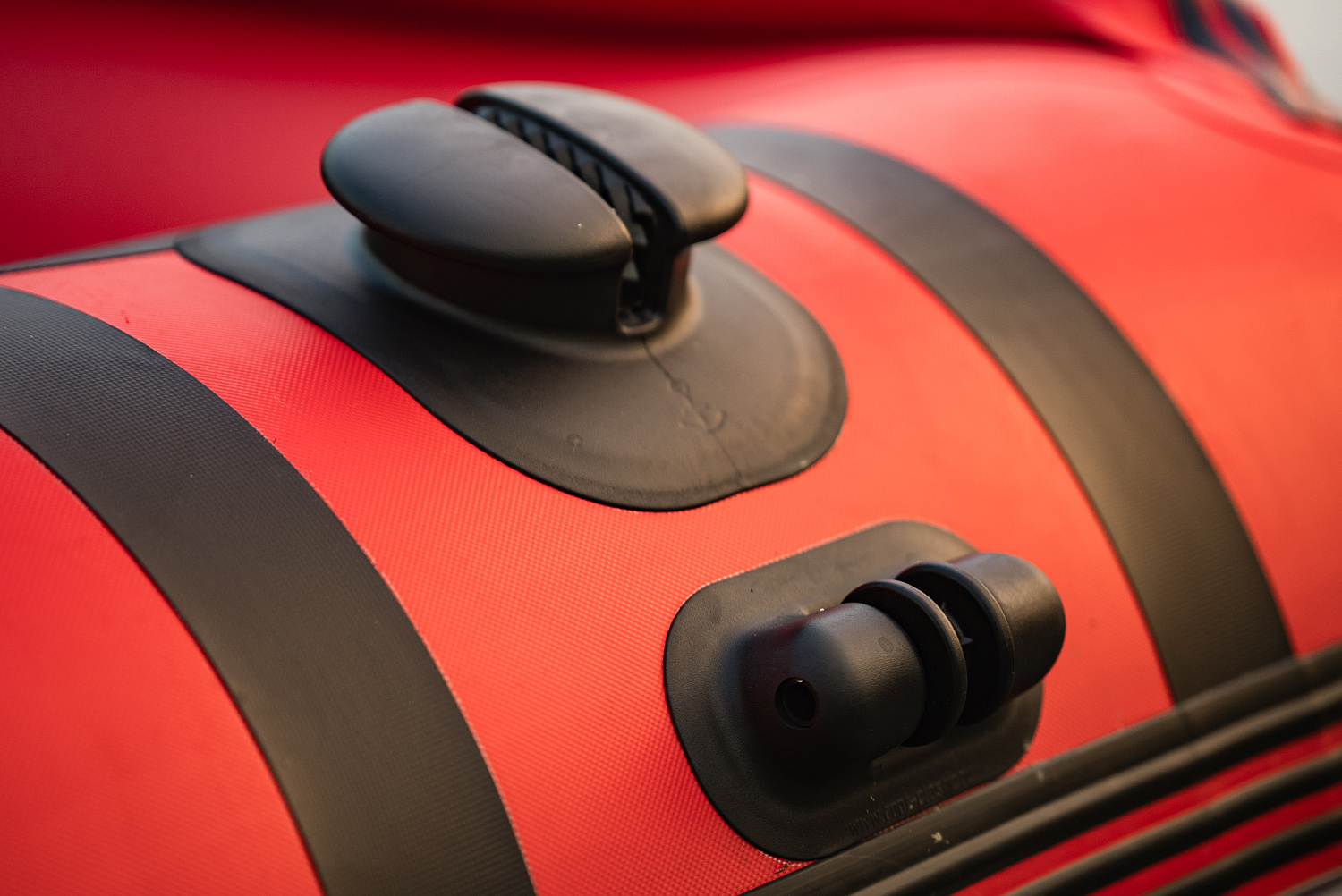 Лодка MISHIMO RIVER FJET PRO 400 под водомет в Камышине