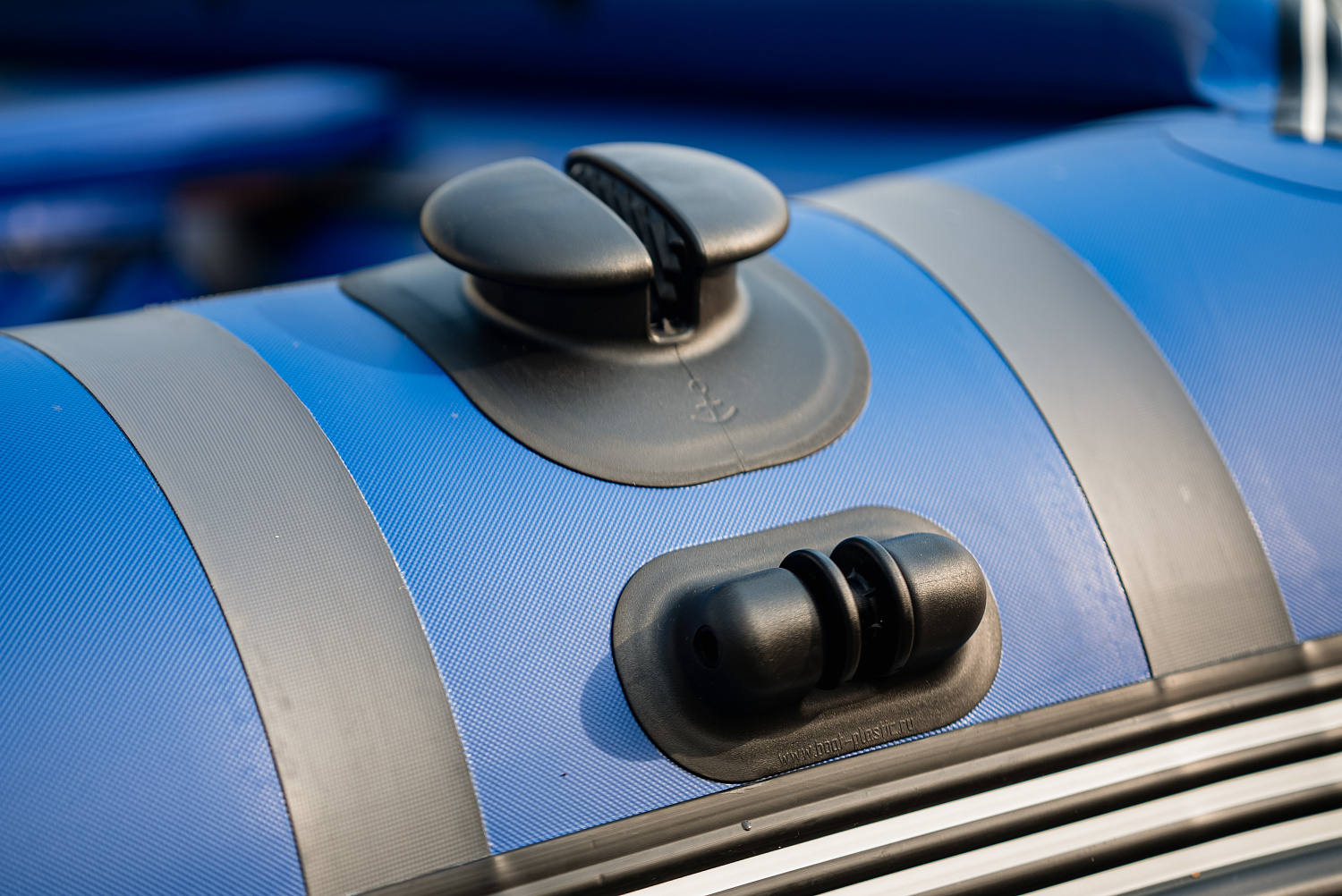 Лодка MISHIMO RIVER FJET PRO 400 под водомет в Камышине