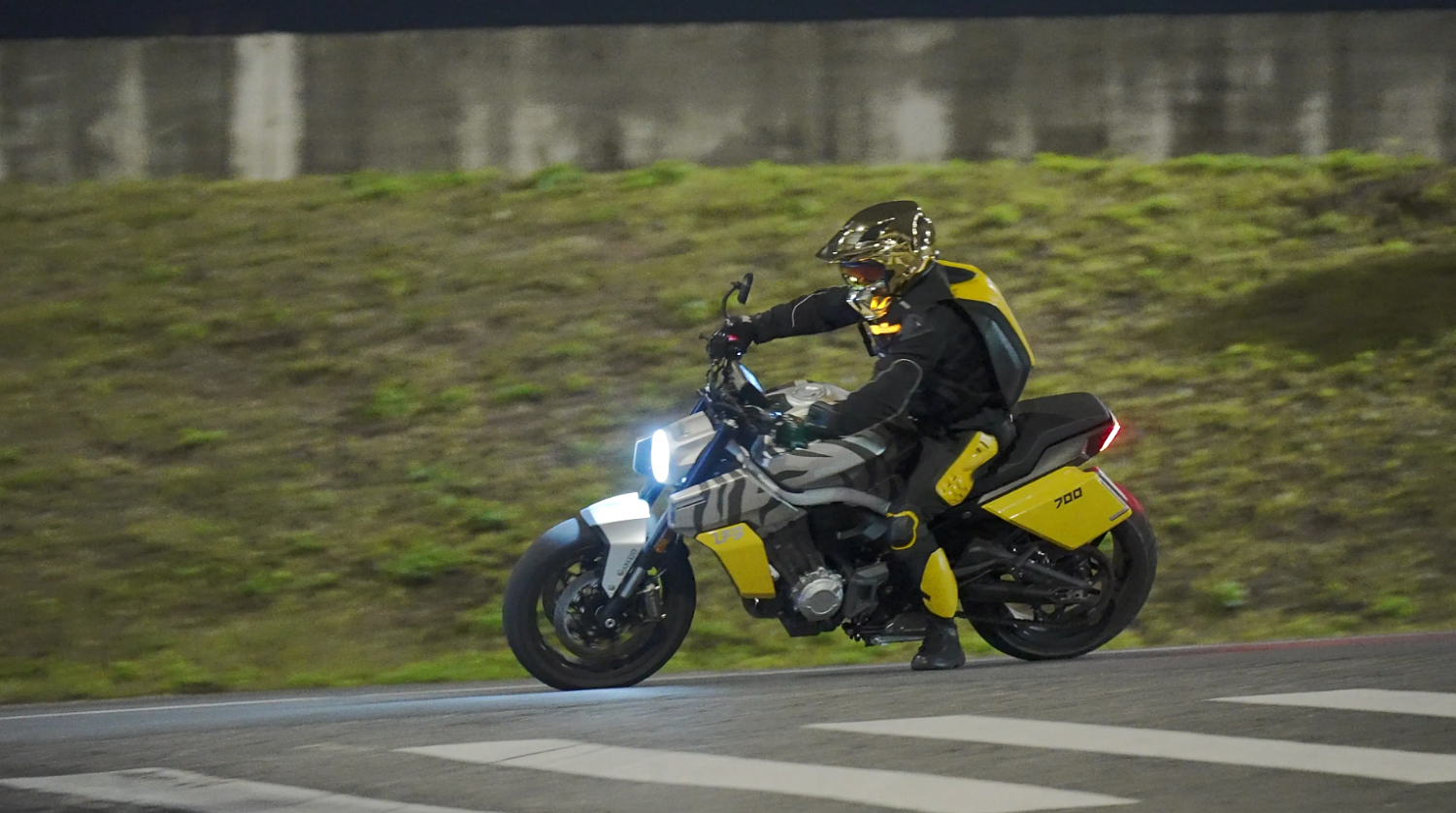 Мотоцикл Benda LFS 700 в Камышине