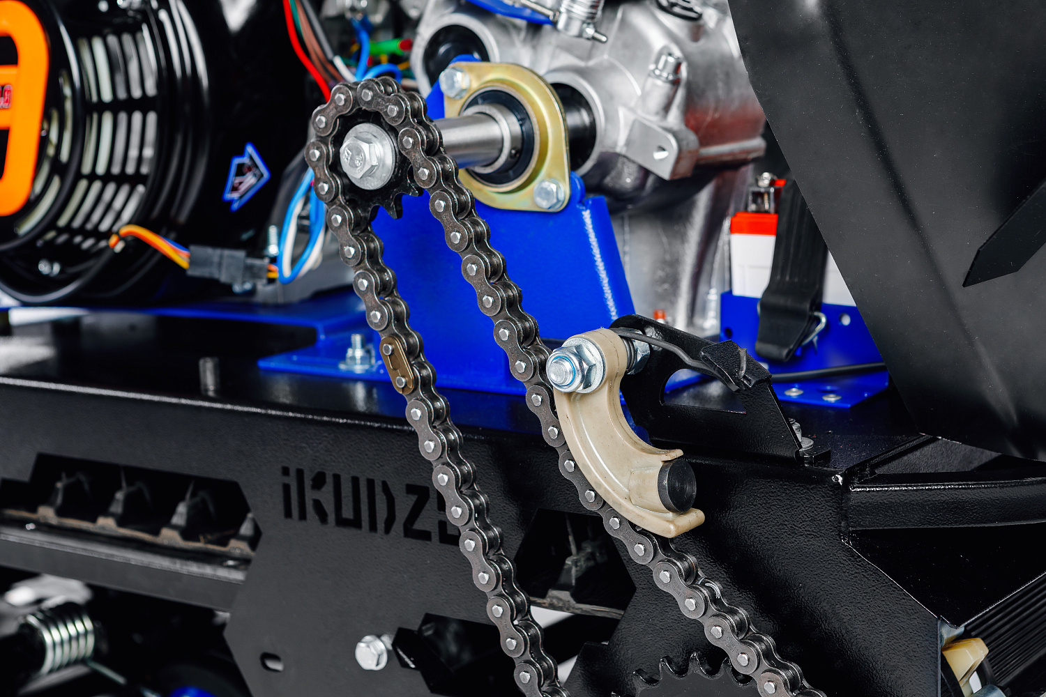 МОТОБУКСИРОВЩИК IKUDZO LONG 2.0 1700/500 EKR15 в Камышине