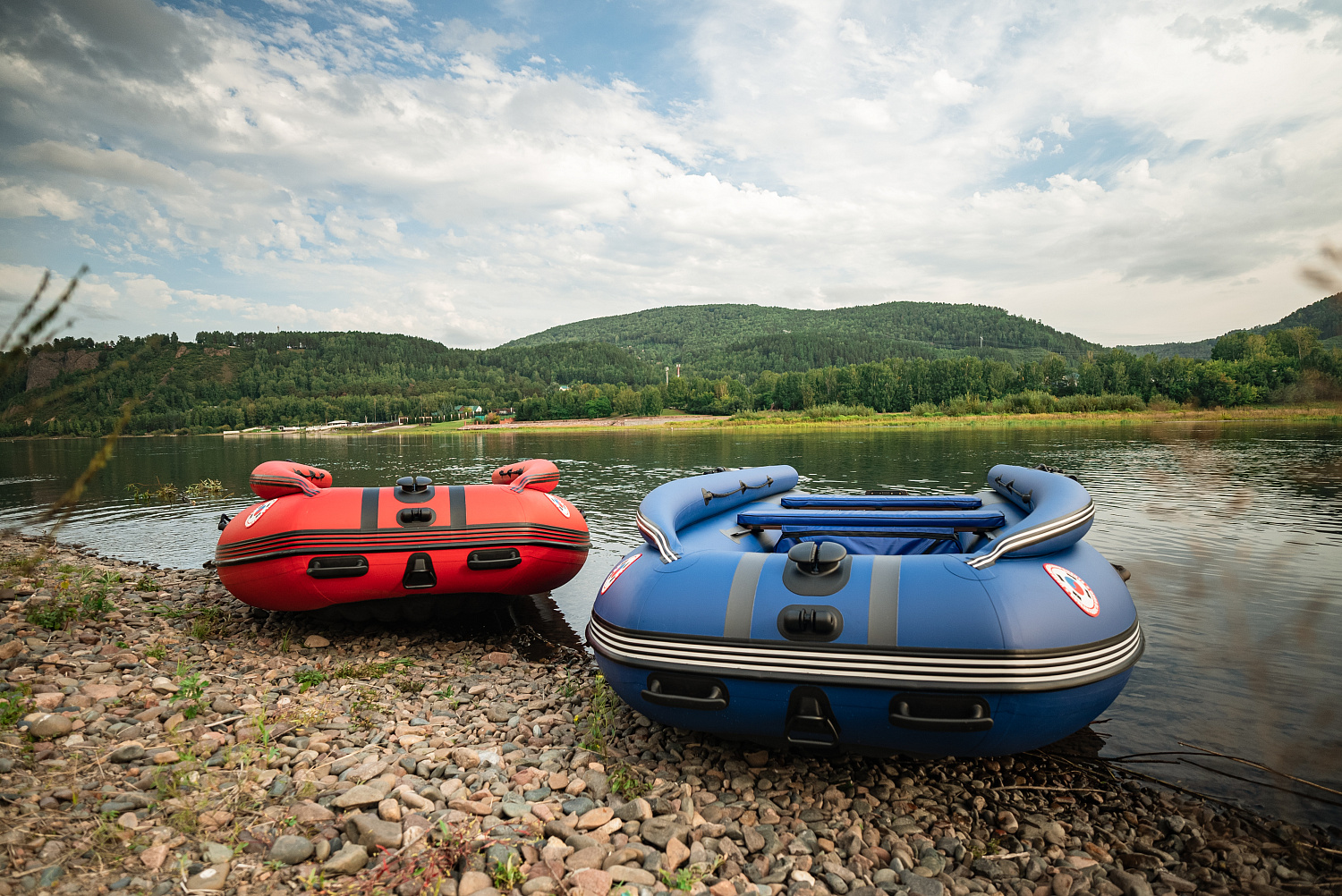 Лодка MISHIMO RIVER FJET PRO 400 под водомет в Камышине