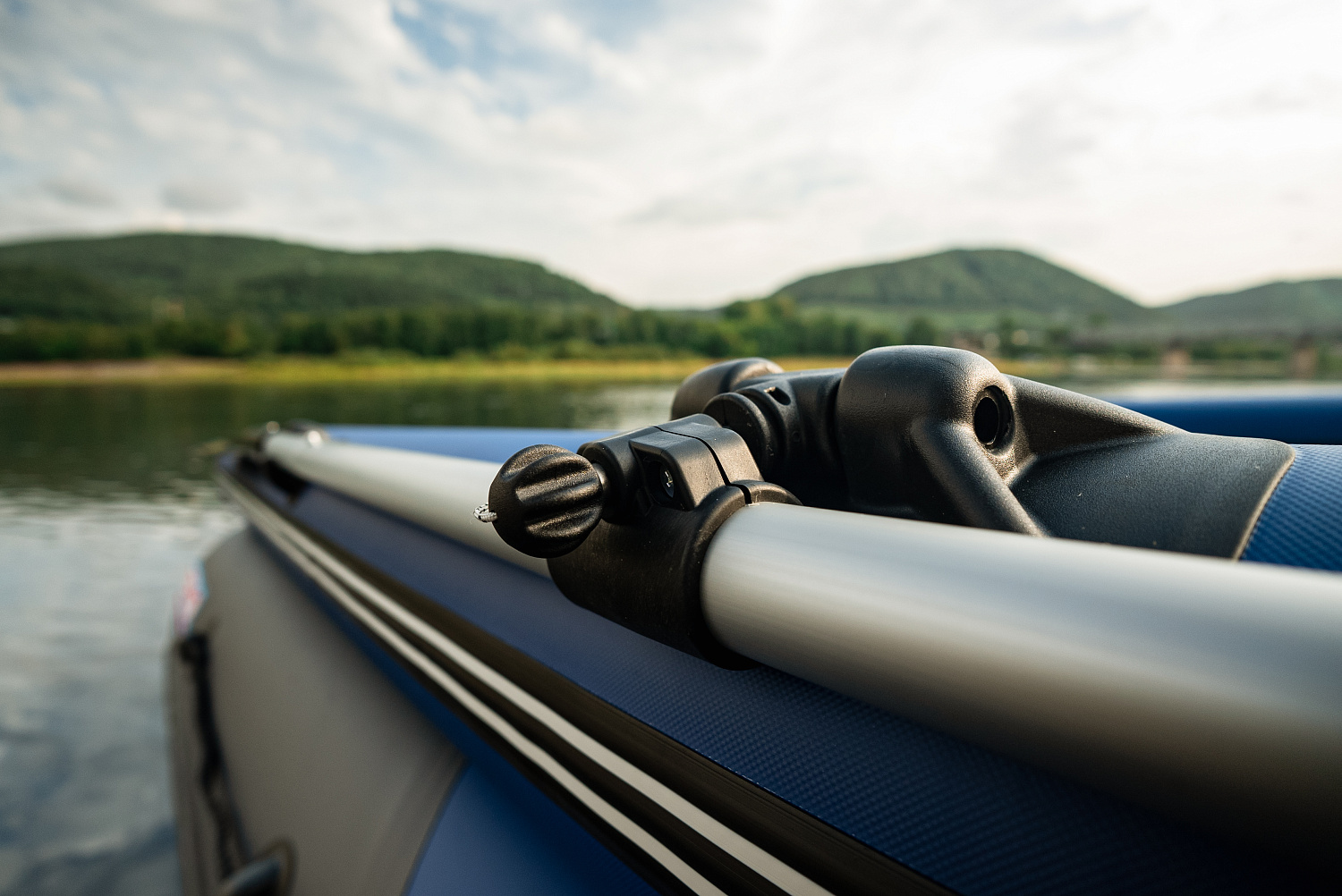 Лодка MISHIMO RIVER FJET PRO 400 под водомет в Камышине