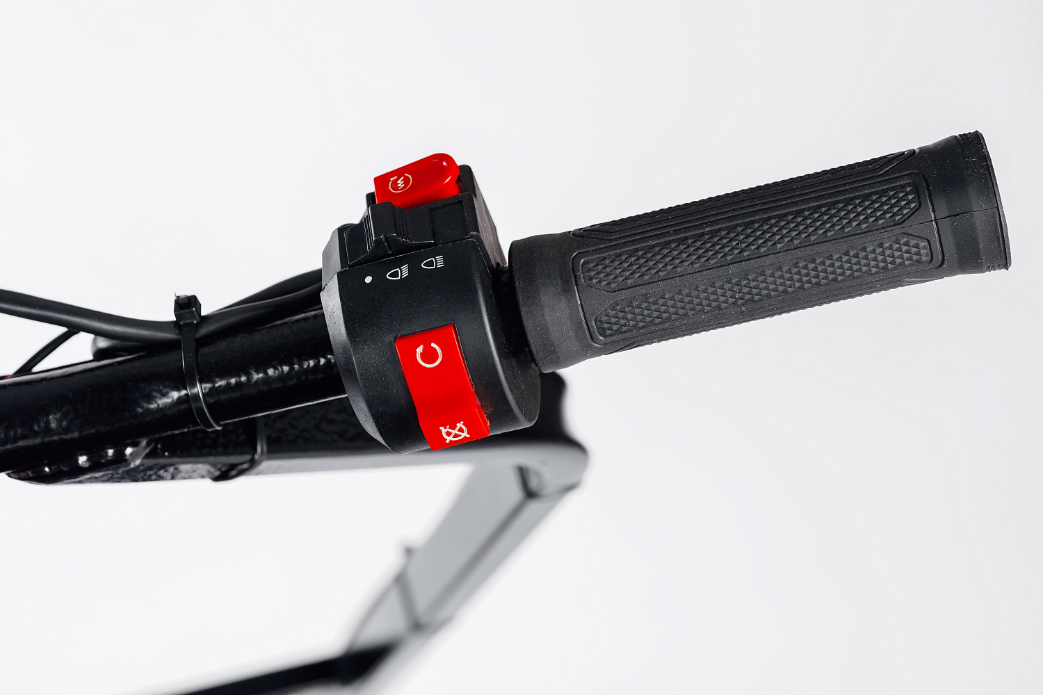 МОТОБУКСИРОВЩИК IKUDZO LONG 2.0 1700/500 EKR15 в Камышине