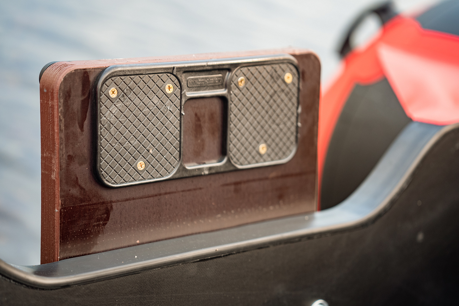 Лодка MISHIMO RIVER FJET PRO 400 под водомет в Камышине